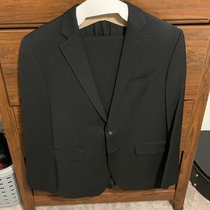 Suit (Banana Republic - Black, 38S, 30/30)